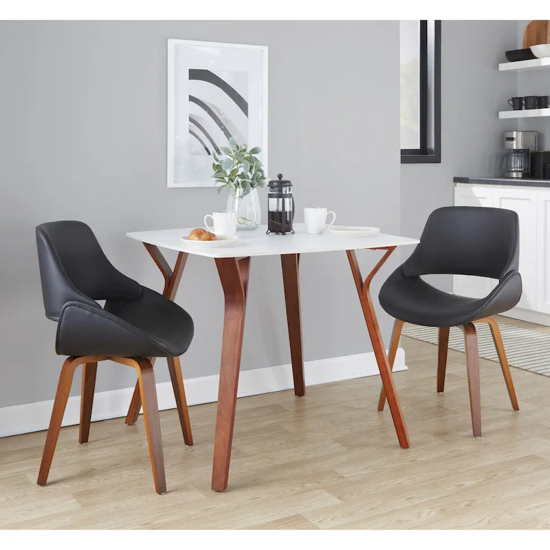 Carson Carrington Sala Dining Table Featuring a Textured Marble Top 11