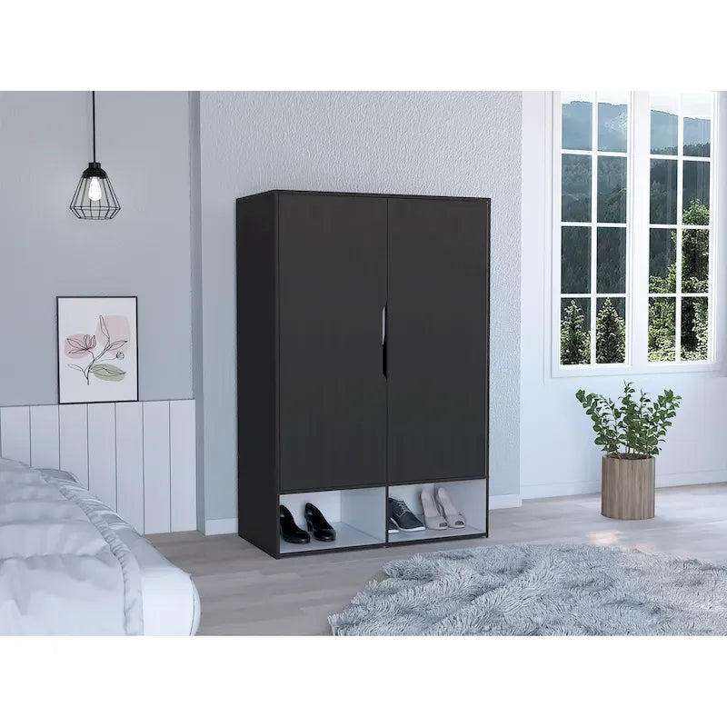 FM Furniture Rose Double Wardrobe with Hanging Rod 18