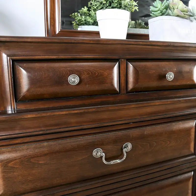 Oslo Classic 2-Piece Dresser and Mirror Set with 10 Drawers by Furniture of America 2