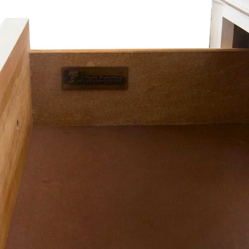 Magnolia Manor Five-Drawer Chest 10