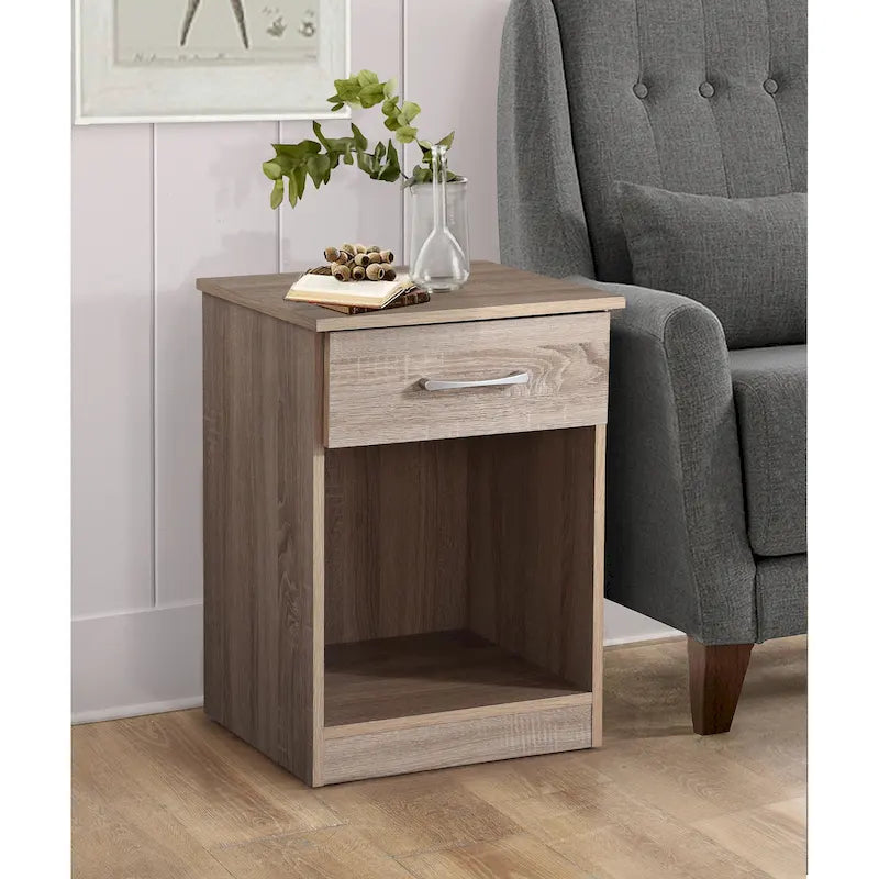 Lindsey Nightstand with 1 Drawer 35
