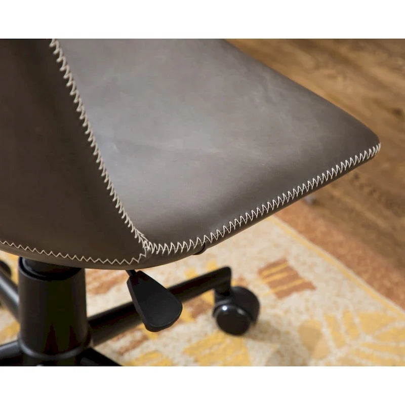 Roundhill Furniture Cesena 360° Swivel Office Chair with Faux Leather and Air Lift 16