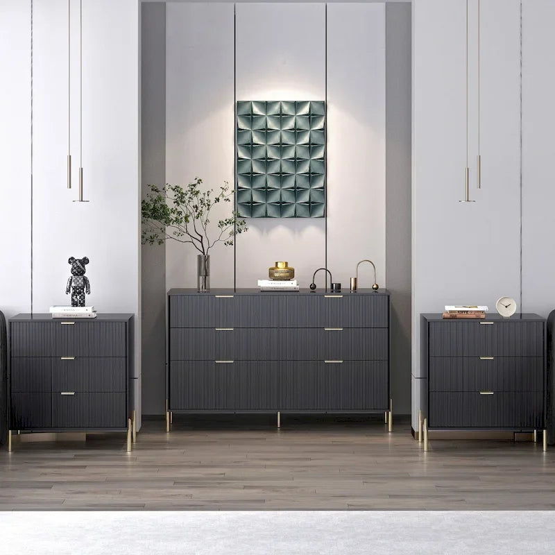 Three-Piece Bedroom Collection 38
