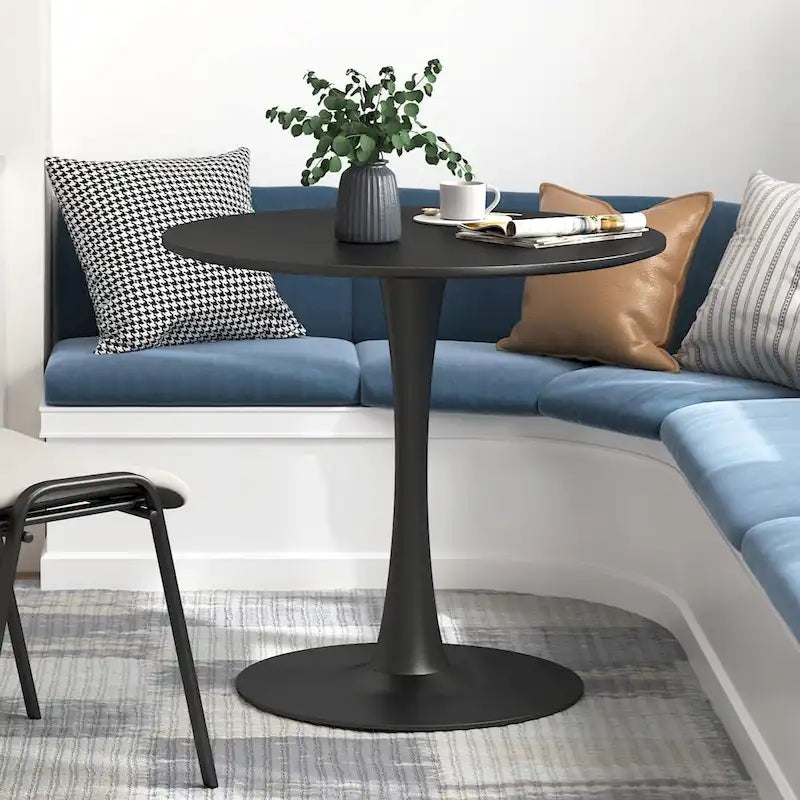 Round Tulip Dining Table in Mid-Century Modern Style 2