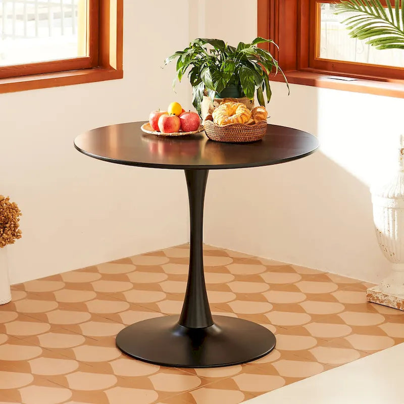 Round Tulip Dining Table in Mid-Century Modern Style 6