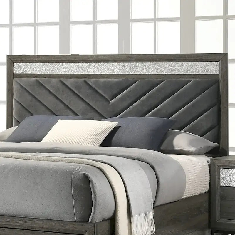 Contemporary Grey 6-Piece Platform Bedroom Set by Furniture of America - Heinisk Collection 7