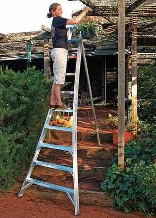 1114H Tripod Orchard Stepladder,14Ft and HSK 2