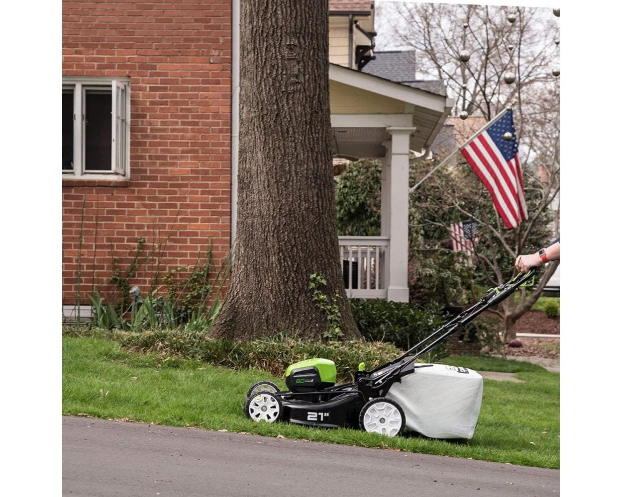 80V Cordless 21′′ Self-Propelled Brushless Lawn Mower | Greenworks 12